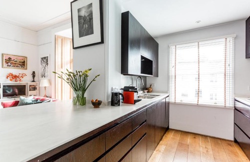 Pembridge Apartment | Pembridge Villas IV by Onefinestay