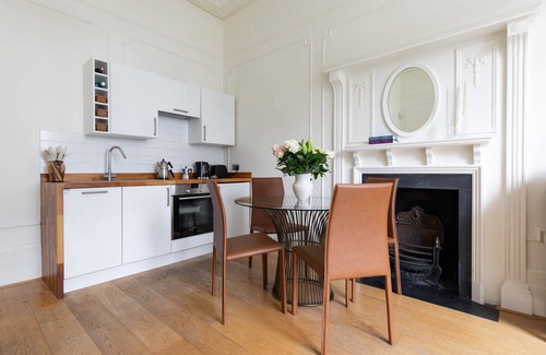 Pembridge Apartment | Pembridge Villas VI by onefinestay