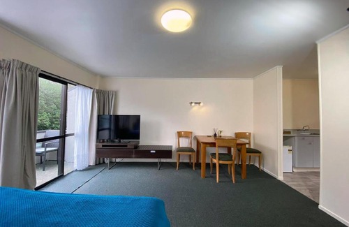 Whangarei Hotel | Pembrooke Motor Lodge