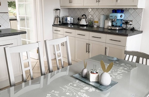 Llanuwchllyn House | Pen- y -Bont Cottage - a luxurious holiday home in Snowdonia National Park