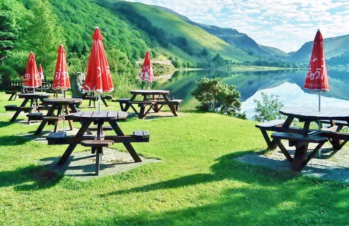 Tal-y-llyn Hotel | Pen Y Bont Hotel