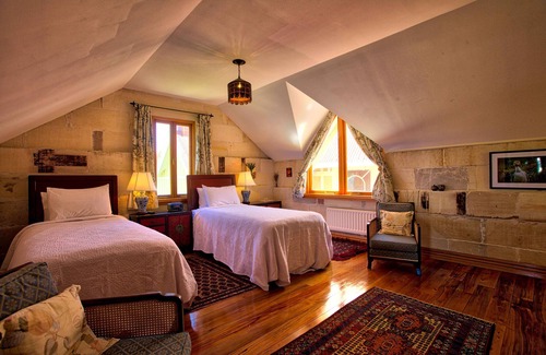 Oamaru Cabin | Pen-y-bryn Lodge