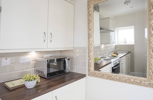Pentraeth Cottage | PEN Y PRYS, family friendly, country holiday cottage in Red Wharf Bay