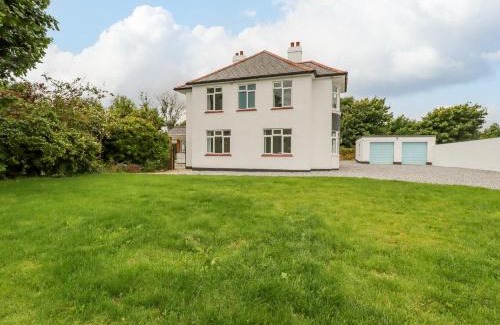 Summercourt House | Pen-Y-Thon House