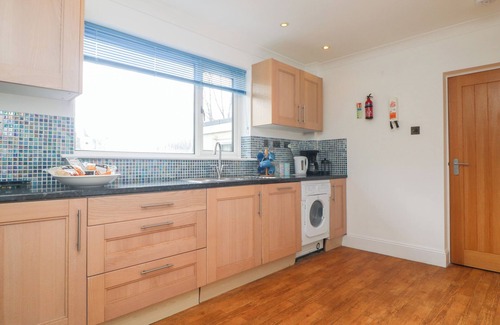 Mullion Cottage | PENCOYS, pet friendly, with open fire in Mullion