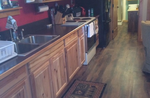 Cusick Cabin | Pend Oreille river cabin +