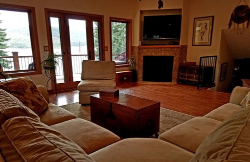 Sandpoint House | Pend Orielle Waterfront