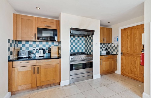 Treator House | "Pendennis" Padstow - sleeps 7 home enjoying views to the Camel Estuary
