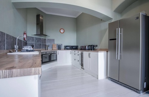 Pendine House | Pendine Manor - 9 Bedroom Manor House - Pendine
