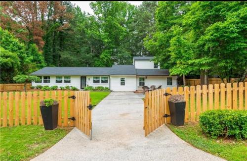Marietta House | Pendo