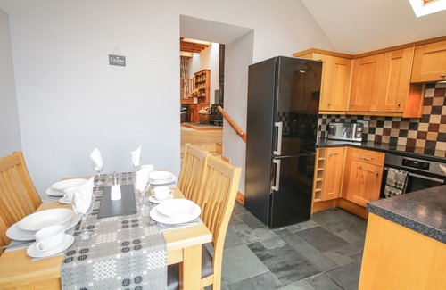 Corwen Cottage | PENDRE UCHAF, pet friendly, character holiday cottage in Melin-Y-Wig