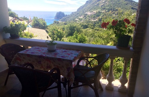 Parelia House | Penelope Bungalow will give you the exceptional summer relish.