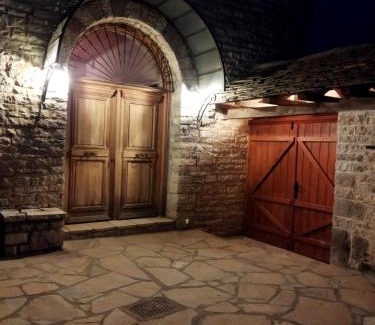Zagori Villa | Penelope Elafotopos