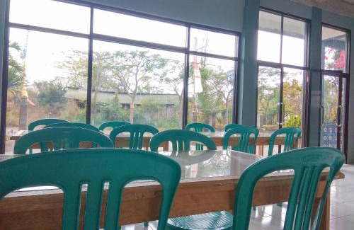 Praya Hotel | Penginapan Artha