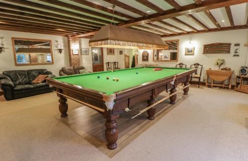 Llangynog House | Pengwern