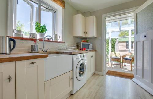 Abbess Roding House | Penhill Cottage