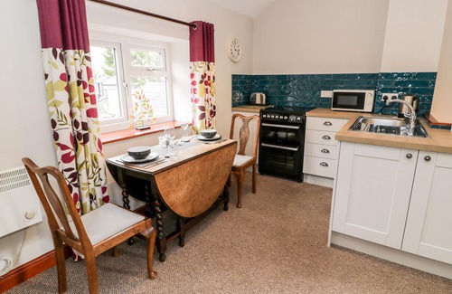 Pennant Melangell Cottage | PENIARTH, with a garden in Penybontfawr