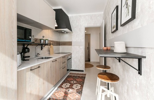 Peniche Apartment | Peniche Coastal Escape - 100 meters to the beach
