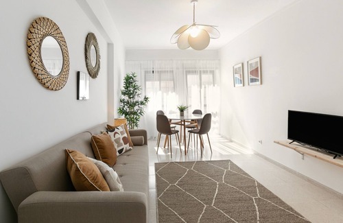 Peniche Apartment | Peniche Coastal Escape - 100 meters to the beach