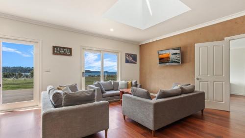 Boole Poole House | Peninsula at Metung House - access by boat only