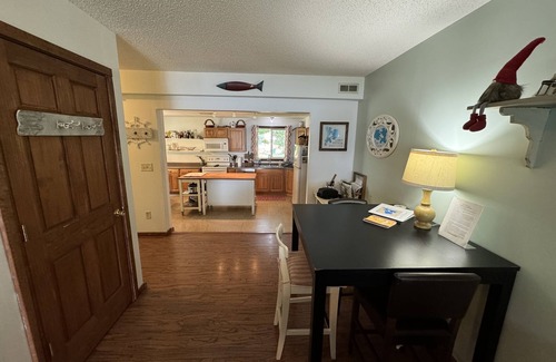 Annandale House | Peninsula Cabin Rental