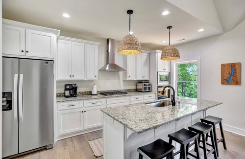 West Union House | Peninsula Rd - Fun and Relaxation