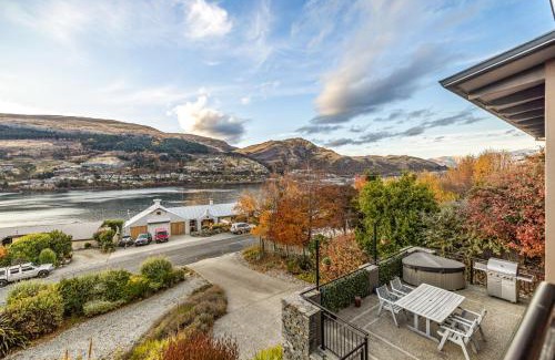 Kelvin Heights House | Peninsula Retreat - Spa Pool