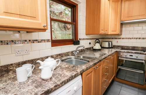 Capel Bangor Cottage | PENLON, pet friendly, country holiday cottage in Capel Bangor