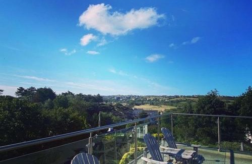 Abersoch House | Penmorfa - Sublime Abersoch retreat with roof terrace, 80m from beach, great for surfing