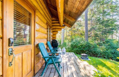 Oak Harbor House | Penn Cove Overlook by AvantStay Cabin w Views
