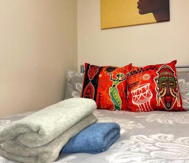 Havering Park Apartment | Penn Gardens Standard Studio - 4