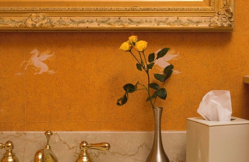 Old City Hotel | Penn's View Hotel