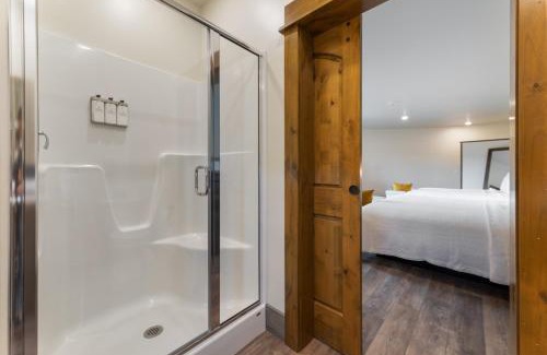 Pottawattamie County House | Penny's Landing Guestrooms