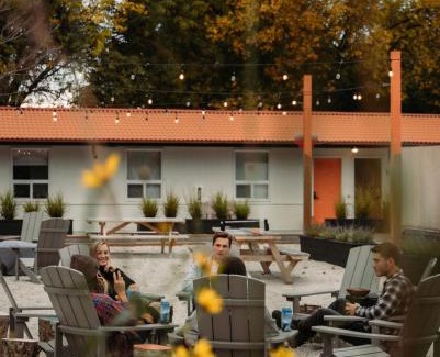 Thornbury Hotel | Penny's Motel