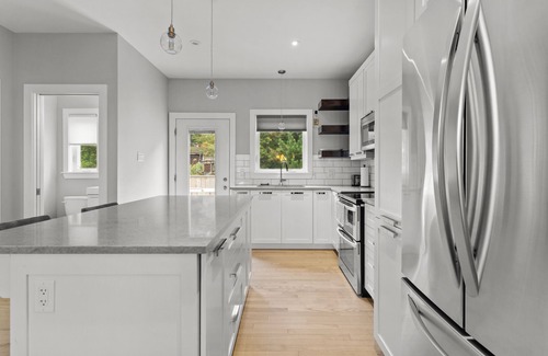 Downtown St. John's House | Pennywell Prestige | 3 bed | 1.5 Bath | Garage