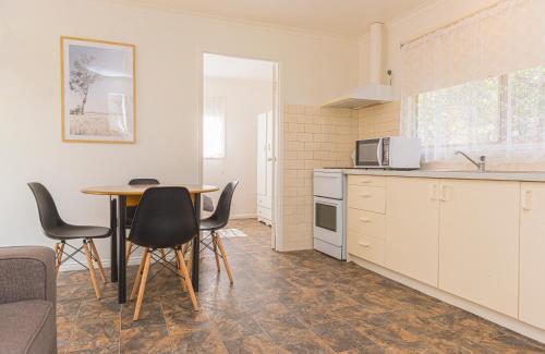 Penola Apartment | Penola Coonawarra Caravan Park
