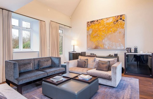 St Davids Cottage | Penrhiw Priory, Holiday Cottage St Davids, Sleeps 16, 8 bedrooms, bathrooms