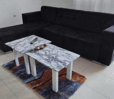 Santiago House | Pensão Zeny - Chão Bom