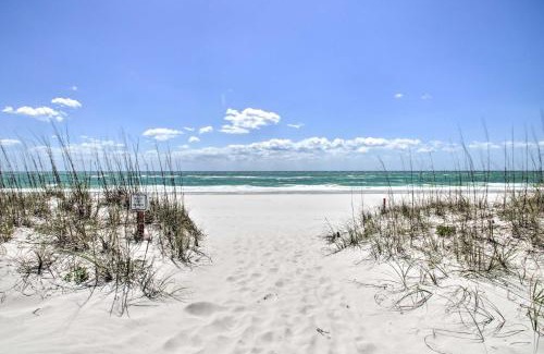 Toilla Segunda House | Pensacola Beach Home 1 Block to Beach Access