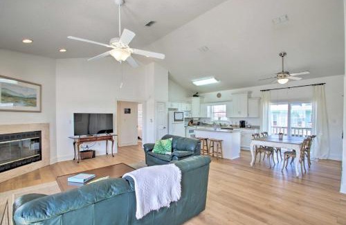 Toilla Segunda House | Pensacola Beach Home 1 Block to Beach Access