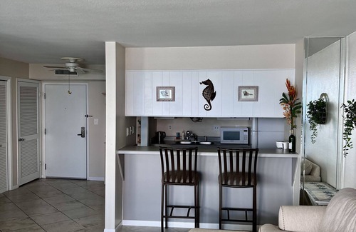 Villa Sabine Condo | Pensacola Beach Waterfront Condo - Yacht, Pool, Tennis, Beach Club - 7th Floor