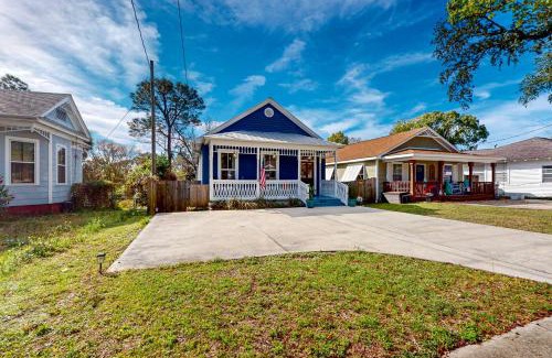 East Hill House | Pensacola Blue