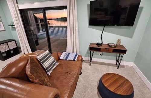 New Warrington Villa | Pensacola Waterfront Retreat