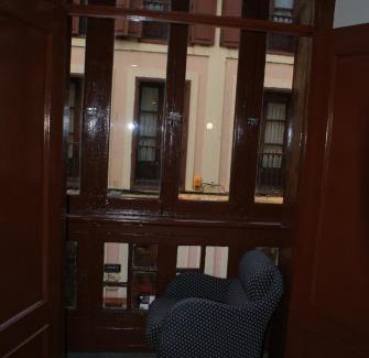 Aviles House | Pensión La Fruta