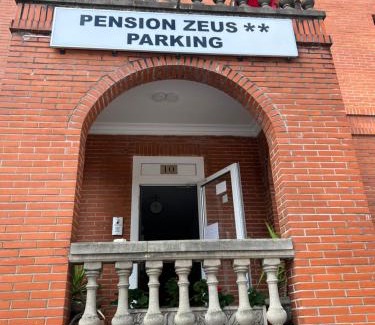 Barakaldo House | Pensión Zeus