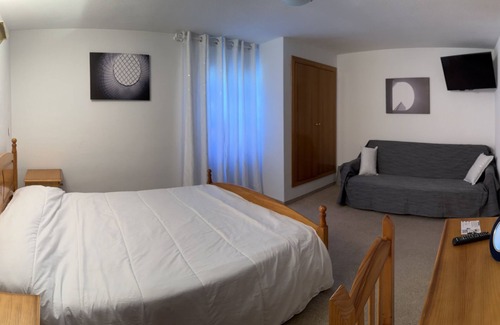 Villafranca Montes de Oca House | PENSION Y BAR JOMER