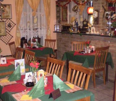 Srbska Kamenice House | Pension a Restaurant VESNA - České Švýcarsko