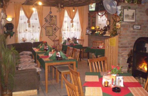 Srbska Kamenice House | Pension a Restaurant VESNA - České Švýcarsko