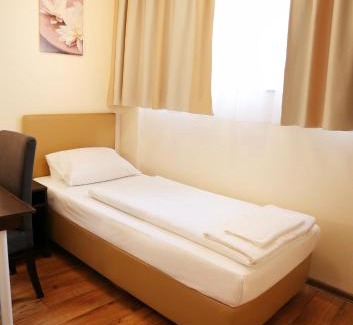 Gutleutviertel House | Pension Alpha - Frankfurt City Central Station