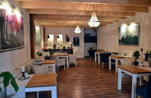 Detern House | Pension am Birkensee